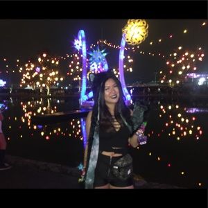 iHeartRaves furry hood